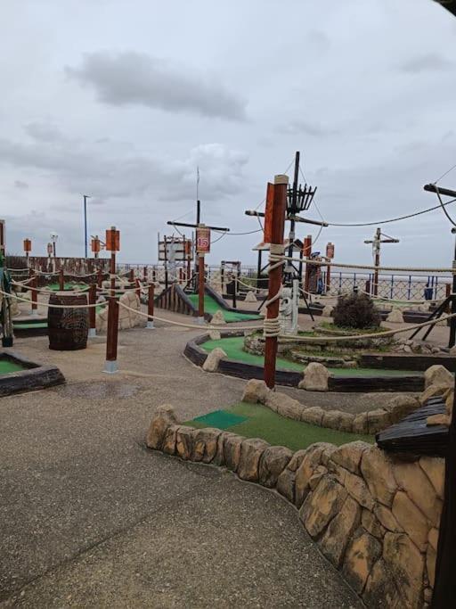 Stunning Holiday Home @ Uks Award Winning Beach Mablethorpe Εξωτερικό φωτογραφία